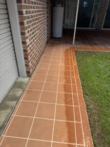 Clean brick pathways and outdoor entertaining area Bucasia