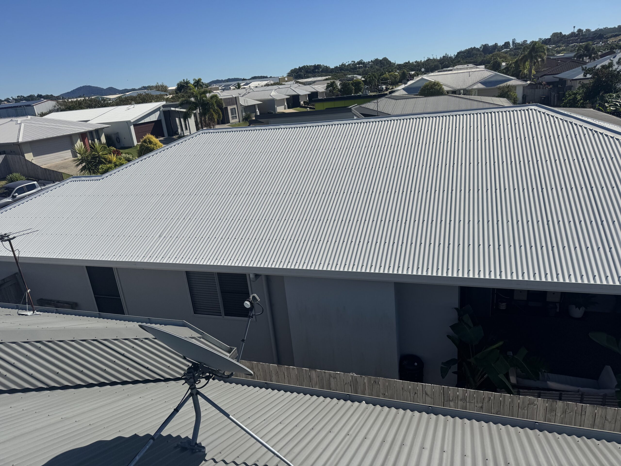 Large clean roof panorama