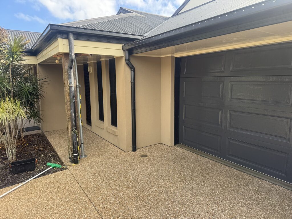 House Wash in Rural View after cleaning
