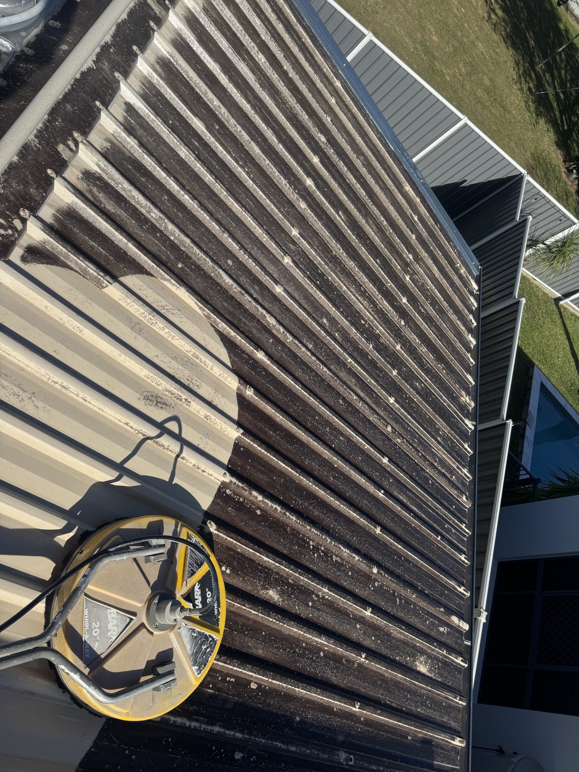 Roof cleaning in Walkerston