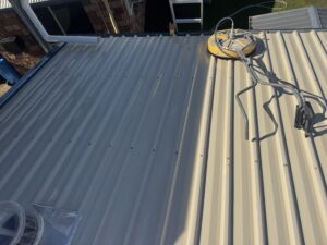 Walkerston roof clean