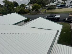 Roof cleaning in West Mackay