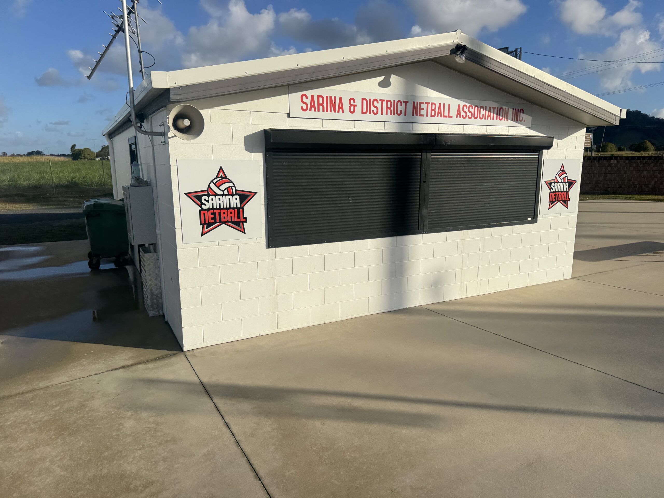 Sarina netball court cleaning